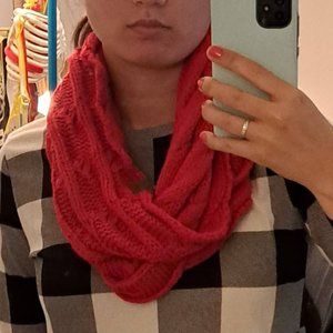 Women's Chunky Knit Scarf
